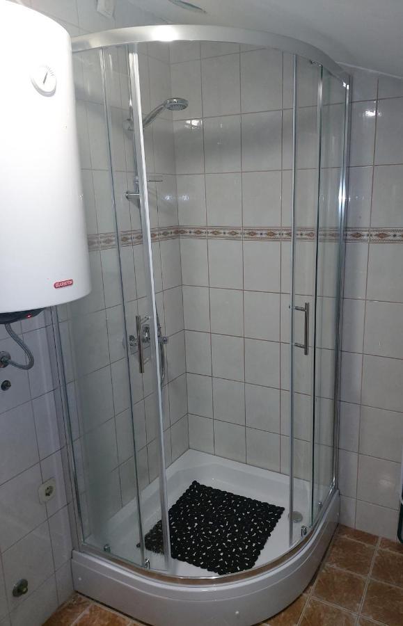 Apartmani Admiral Viskovo Exterior foto
